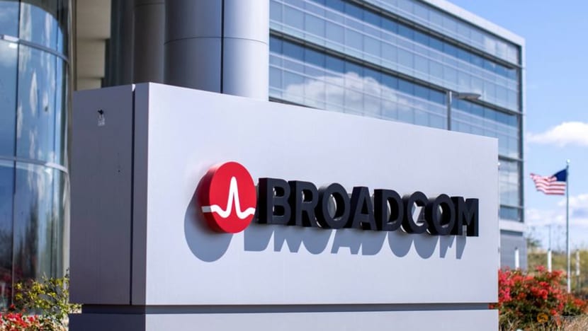 Broadcom launches Jericho chip to advance AI data center networks