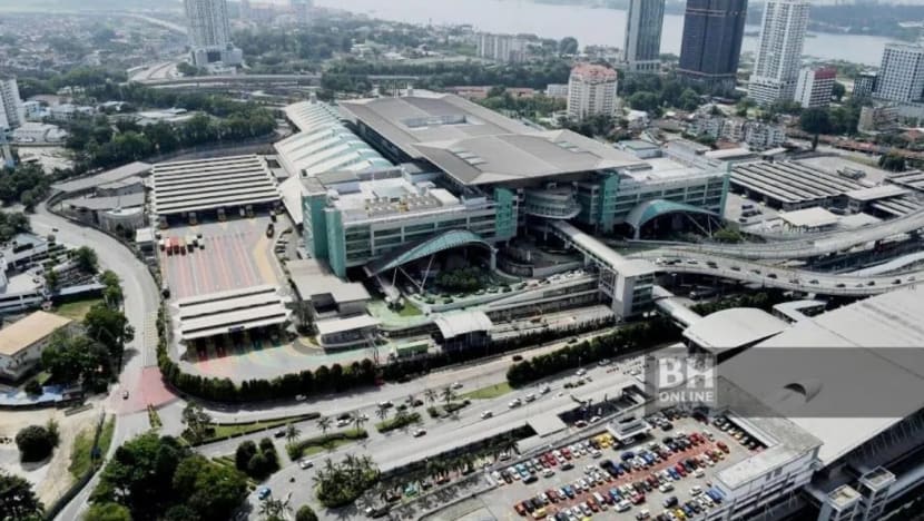 M'sia bakal naik taraf laluan motosikal; tangani kesesakan CIQ Johor M'sia bakal naik taraf laluan motosikal; tangani kesesakan CIQ Johor