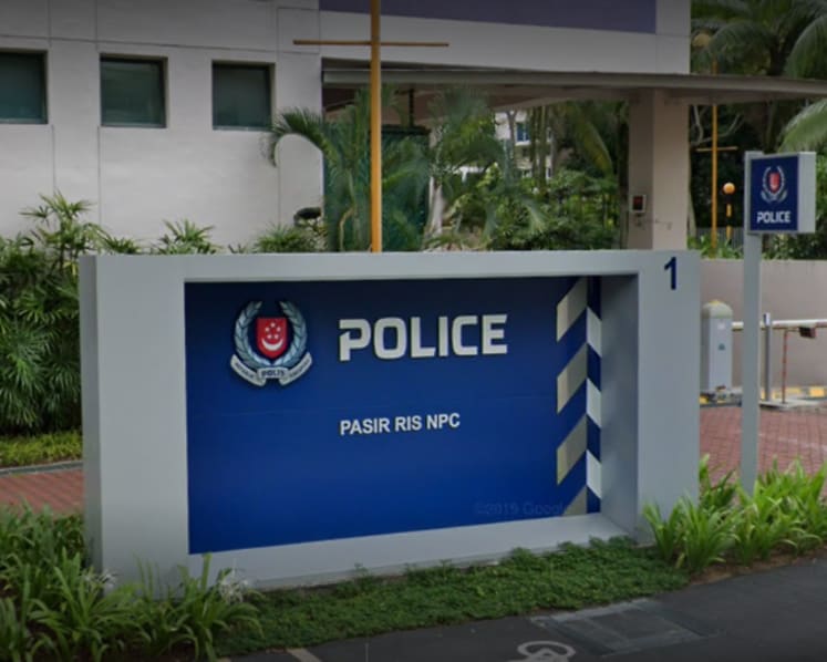 Police officer gets jail for taking cash from wallets that were returned at police station