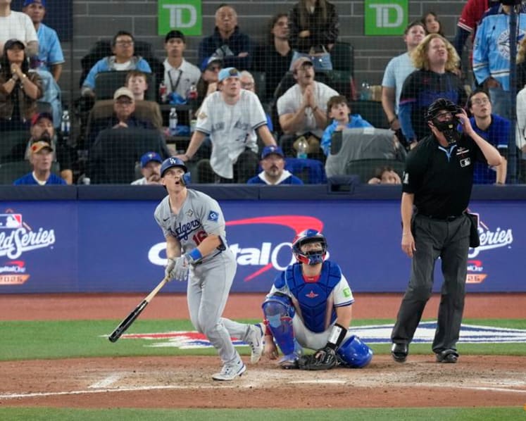 Baseball-Dodgers rally to beat Blue Jays, repeat as World Series champions