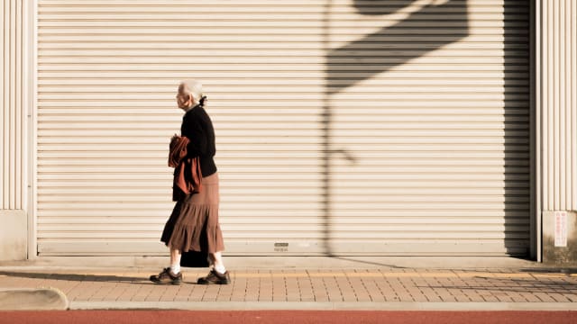 日本人平均寿命十年来首次缩短 或因冠病影响