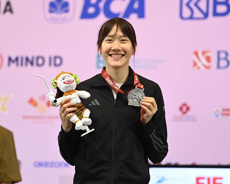 Singapore's Juliet Heng clinches historic silver at Asian Fencing Championships with 'fearless' showing