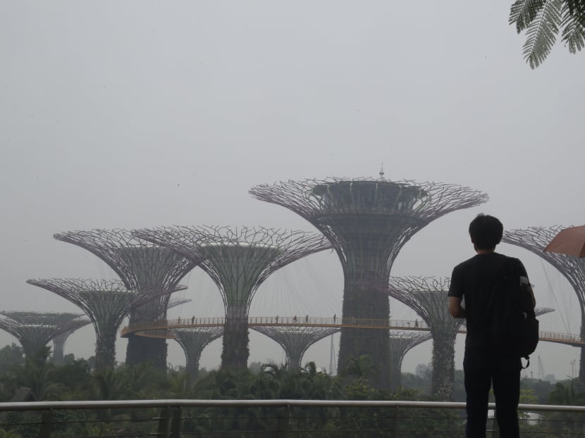 Haze as seen over the Marina Bay area on Oct 1, 2015. Photo: Ernest Chua