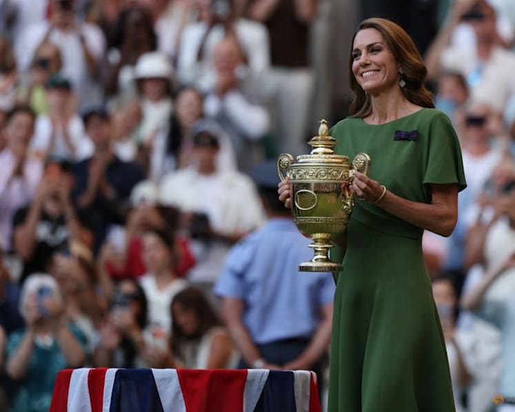 Sinner fends off Zverev in power battle to retain Wimbledon crown