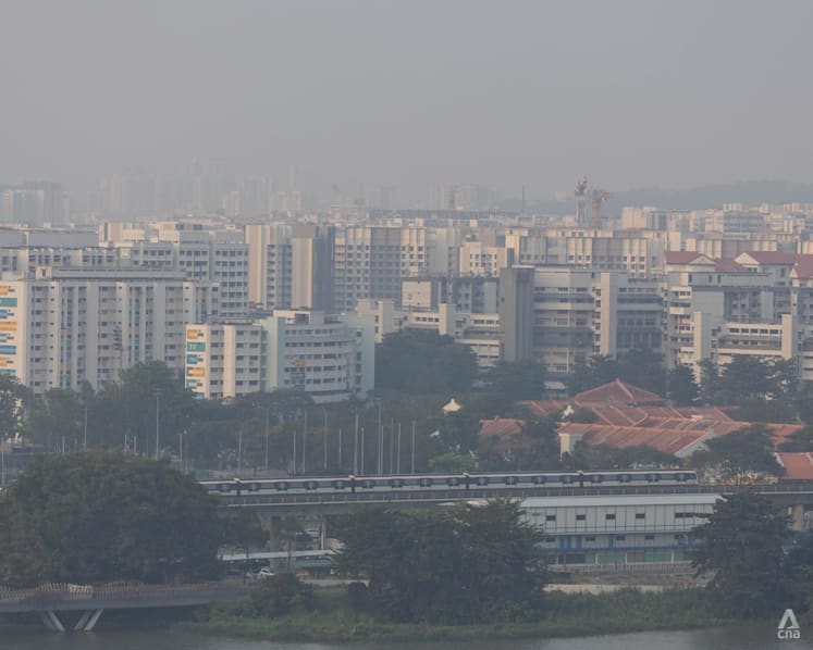 Air quality back in unhealthy range in central Singapore as haze persists Air quality back in unhealthy range in central Singapore as haze persists