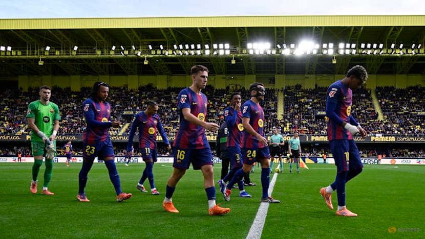 Yamal strikes as Barcelona punish 10-man Villarreal