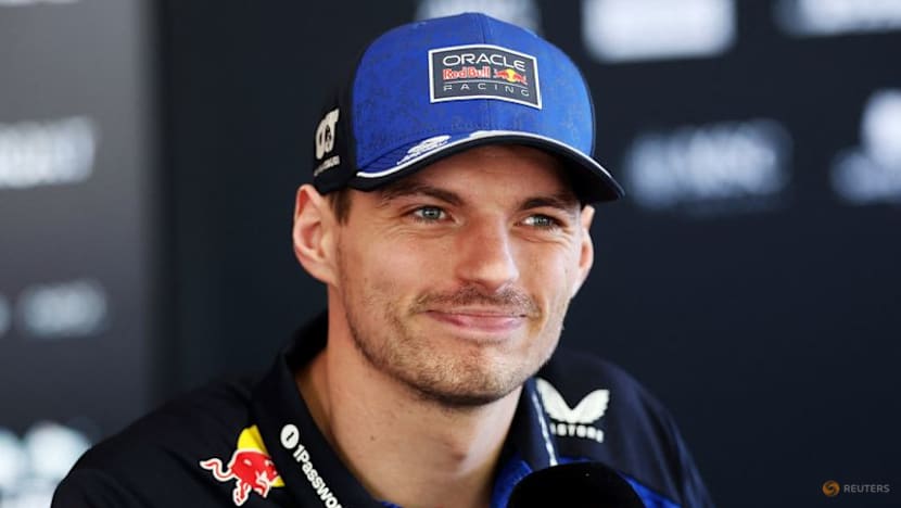 Verstappen says too late to change tack on new F1 era