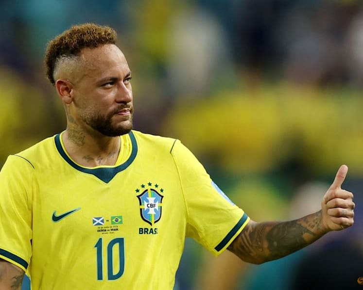 Neymar returns for Brazil but there's a new Junior in town