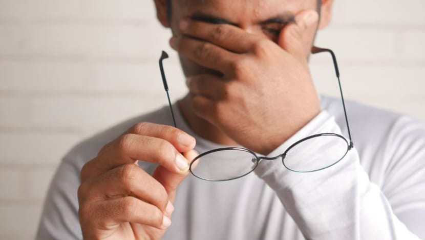 Mata lebih kerap kering, kabur sejak pandemik? Ini cara jaga kesihatan mata anda Mata lebih kerap kering, kabur sejak pandemik? Ini cara jaga kesihatan mata anda
