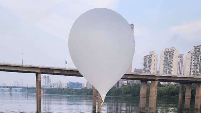 韩国反朝组织研发智能气球 可投放传单和用扩音器喊话