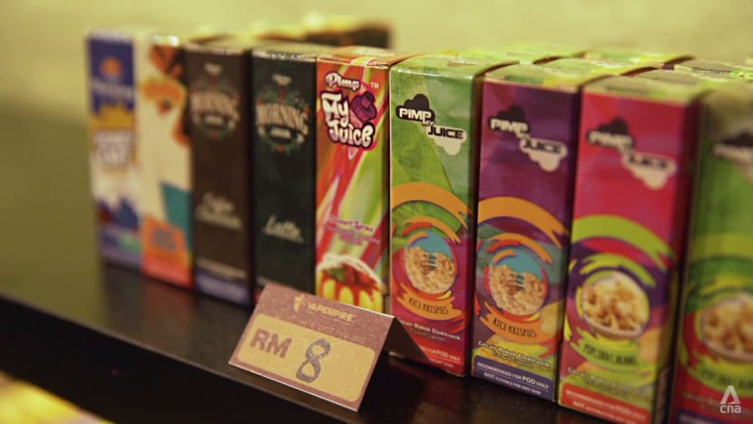 Empayar niaga vape berbilion ringgit di Malaysia: Bolehkah undang-undang mengekangnya? Empayar niaga vape berbilion ringgit di Malaysia: Bolehkah undang-undang mengekangnya?