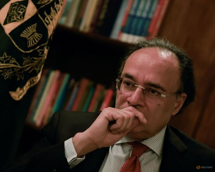 Pakistan eyes more global bond issues, sees budget upside from Iran deal