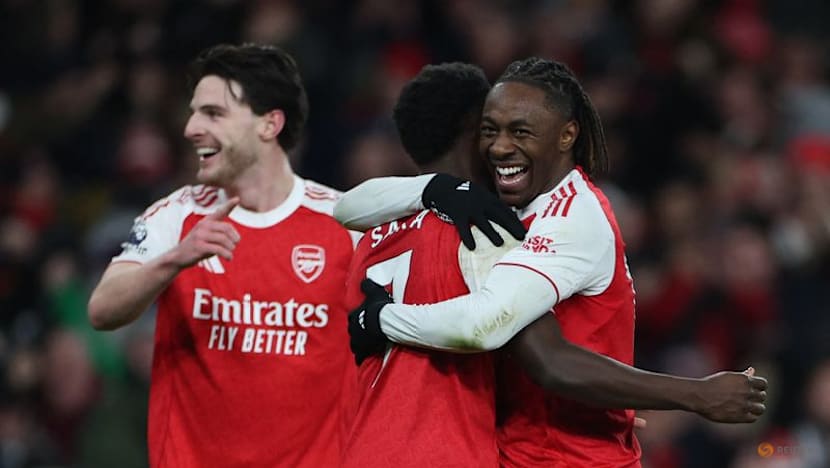 Eze's derby hat-trick sends Arsenal six points clear