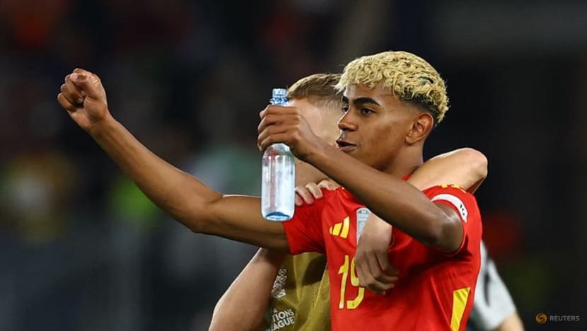 Spain beat France 5-4 in thriller to reach Nations League final