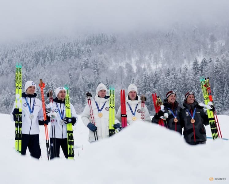Nordic combined-Norway clinches gold in chaotic team sprint