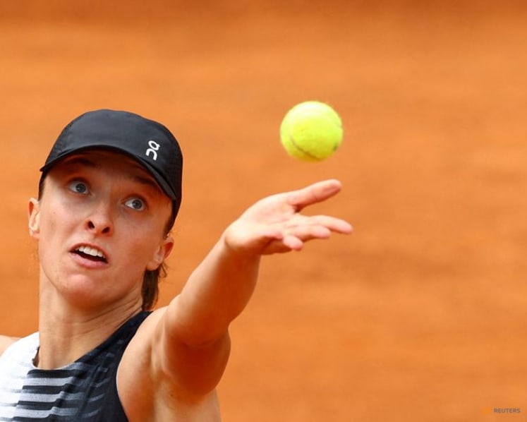 Zverev aims to build against Machac at French Open, Svitolina downplays title talk