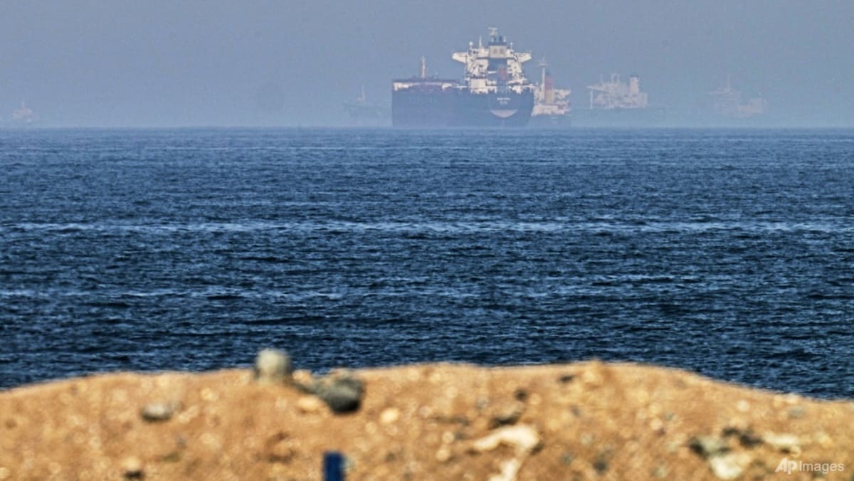 Commentary: The global oil cushion isn't really hitting ‘tank bottoms'