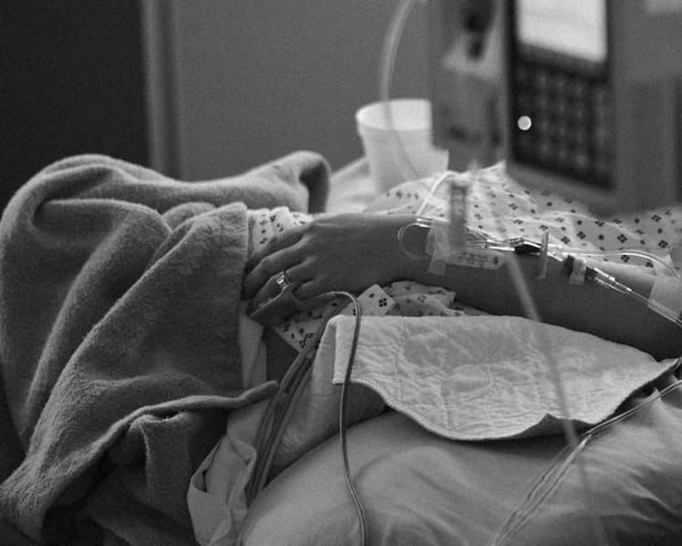 Commentary: Your spouse or your parents? Who should decide when to take you off life support?