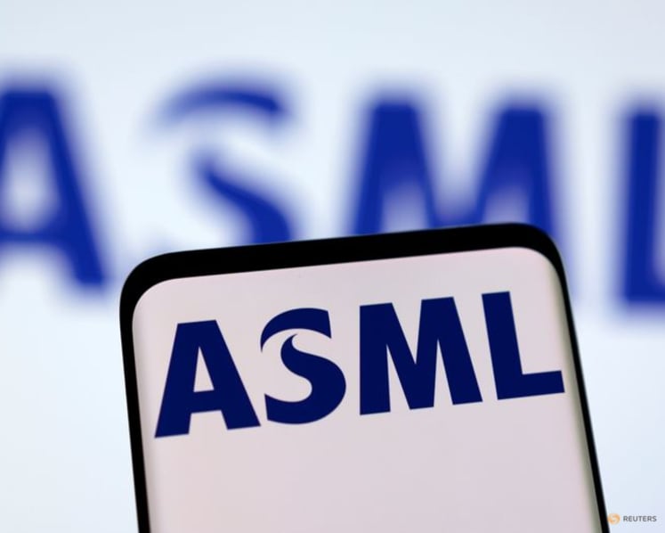 ASML tops $500 billion market cap as TSMC plans to spend more