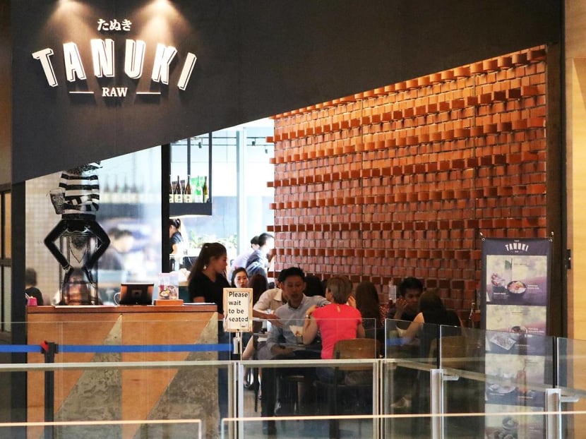 Andy Lau Showed Up At His Daughter’s Kindergarten Graduation Ceremony… And The Other Parents Go Wild