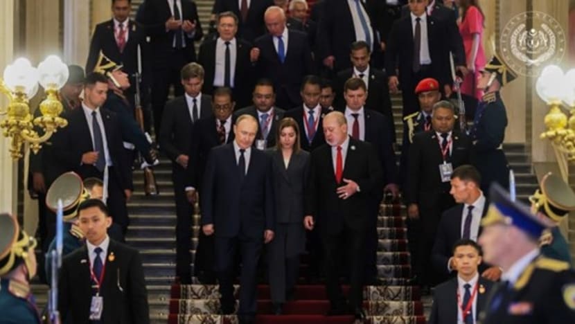 Raja Malaysia Sultan Ibrahim bertemu Presiden Putin dalam kunjungan bersejarah ke Rusia - CNA.id: Berita Indonesia, Asia dan Dunia