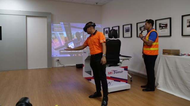 新捷运设培训中心 巴士车长利用科技学习所需技能