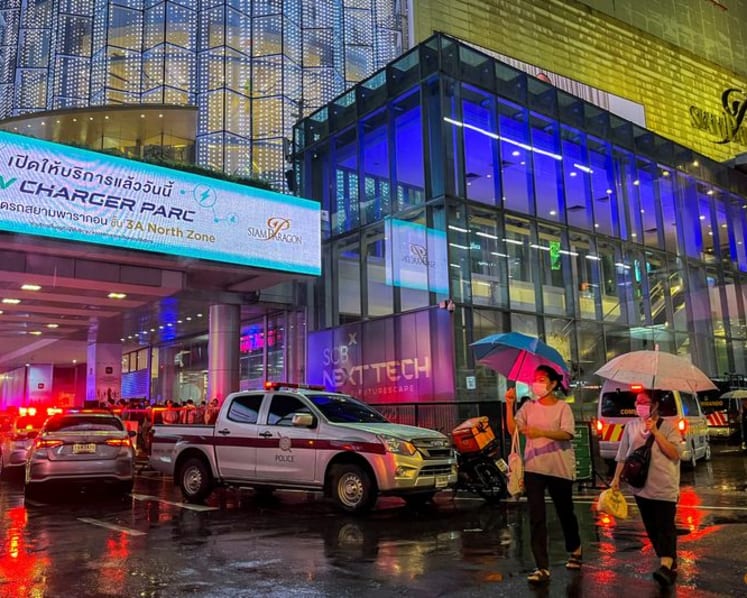 'Everybody was screaming': Fear, chaos at Bangkok's Siam Paragon mall as gunman opened fire
