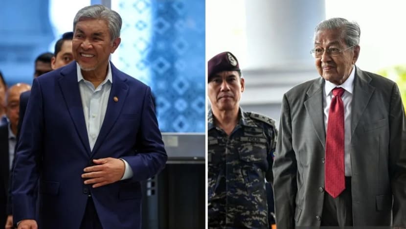  Dr Mahathir, Ahmad Zahid capai kata sepakat tarik balik saman di mahkamah