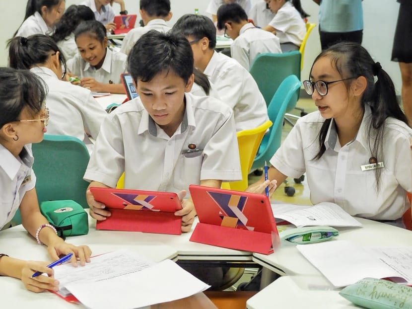 This year, all Secondary 1 students in Edgefield Secondary — regardless of the stream to which they belong — are grouped together in their form classes. This year, all Secondary 1 students in Edgefield Secondary — regardless of the stream to which they belong — are grouped together in their form classes.
