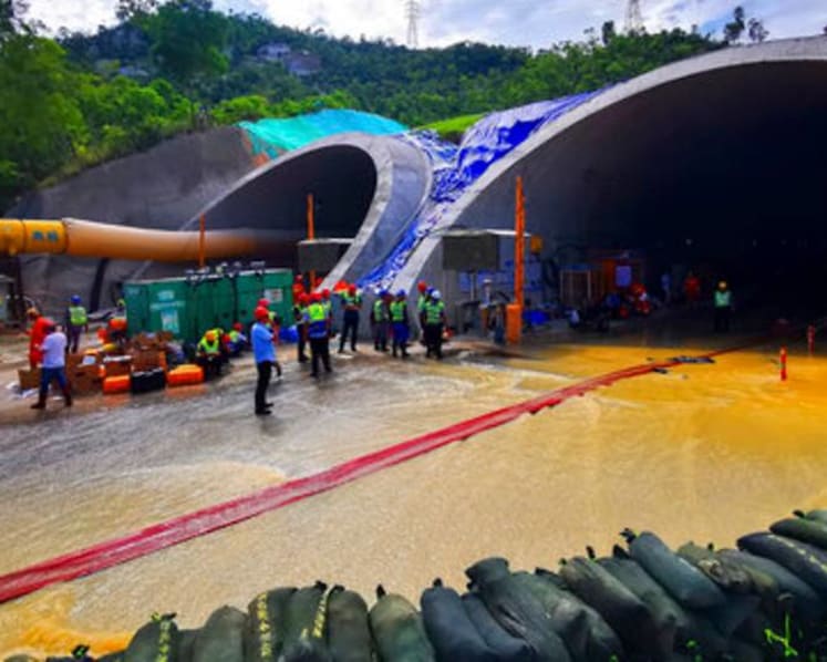 All 14 workers lost in tunnel flood in China confirmed dead