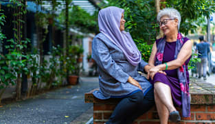 Tetap single sampai tua? 3 perempuan ini buktikan hidup bisa tetap seru