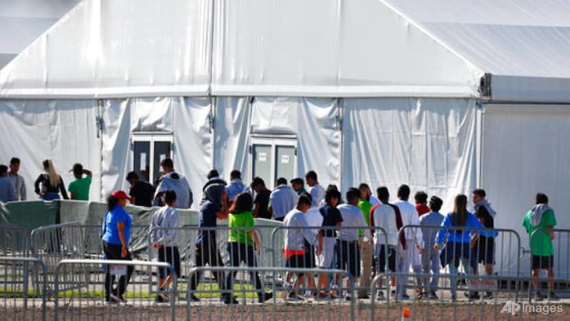 Judge urges US to help find parents deported without kids