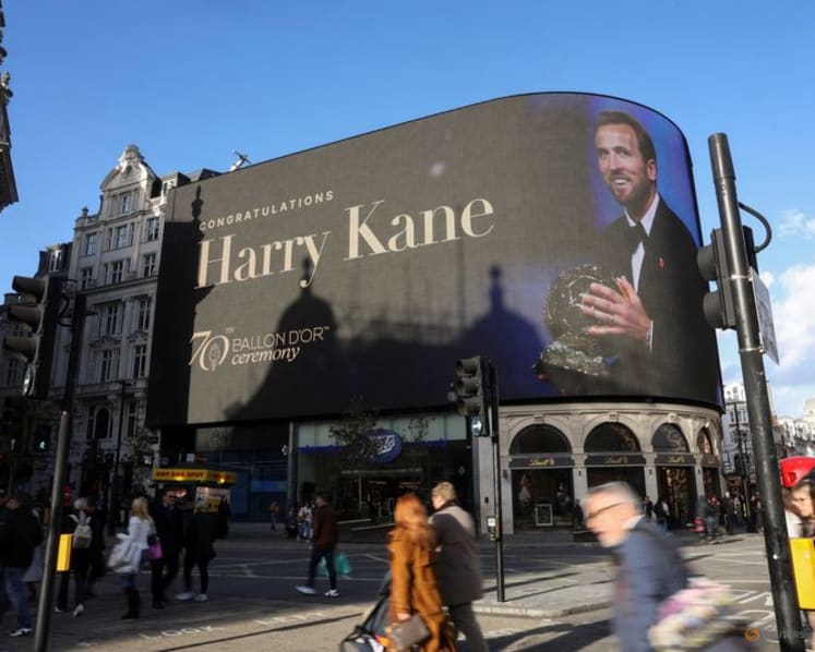 Ballon d'Or title will help keep Kane at Bayern, says Matthaeus