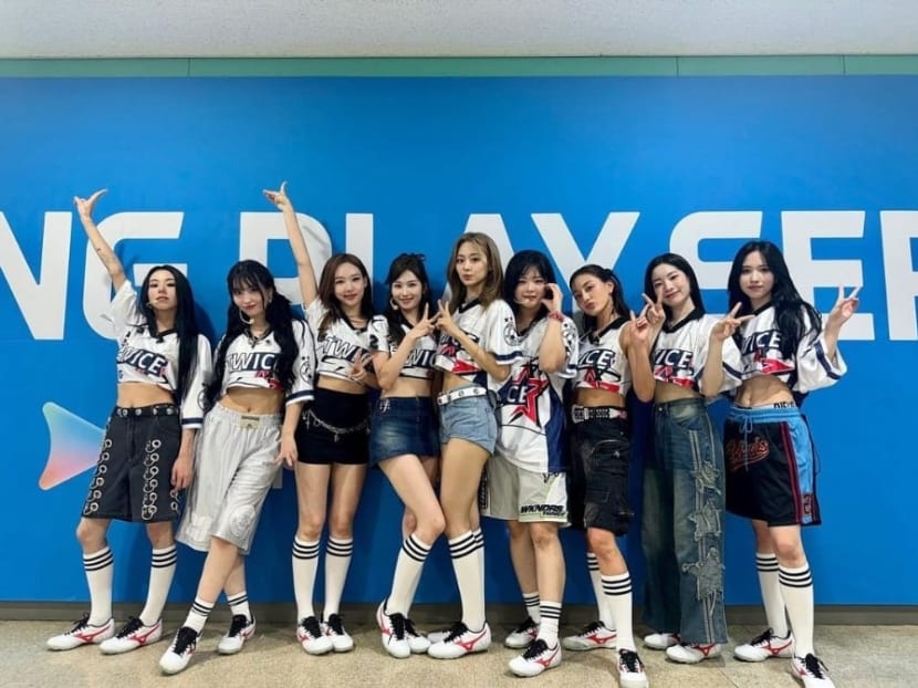 Twice fans in Taiwan flock to famous temple to pray for K-pop group's concert tickets Twice fans in Taiwan flock to famous temple to pray for K-pop group's concert tickets