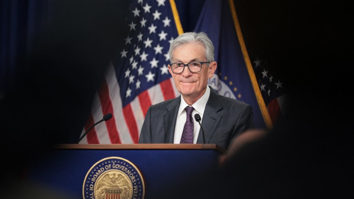 工作表现认可度力压特朗普鲍威尔成美国最受欢迎官员- 8world