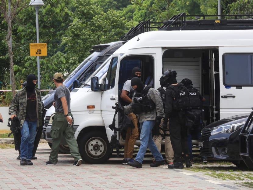 Cops break into Sembawang Drive flat in dramatic end to 17-hour standoff 