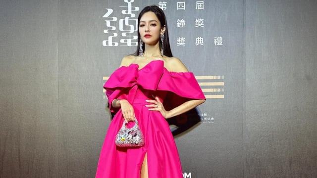 王思佳封锁酸民　假包争议“问心无愧”