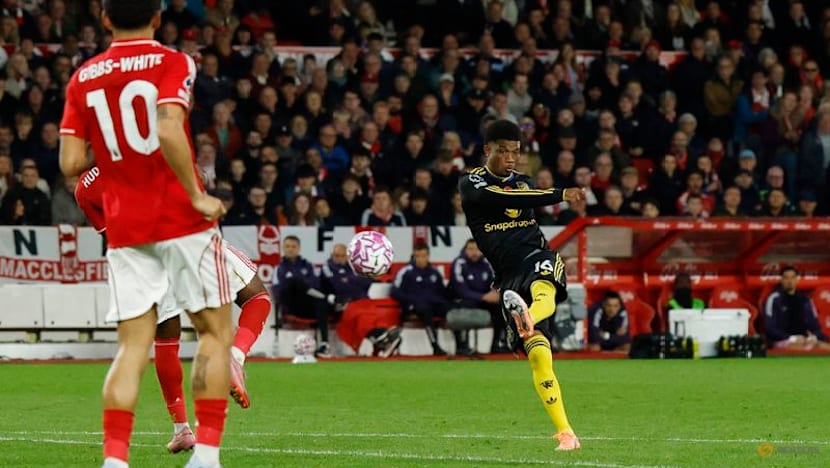 Arsenal march on, Liverpool snap losing streak, Wolves' misery continues, Diallo saves Man Utd