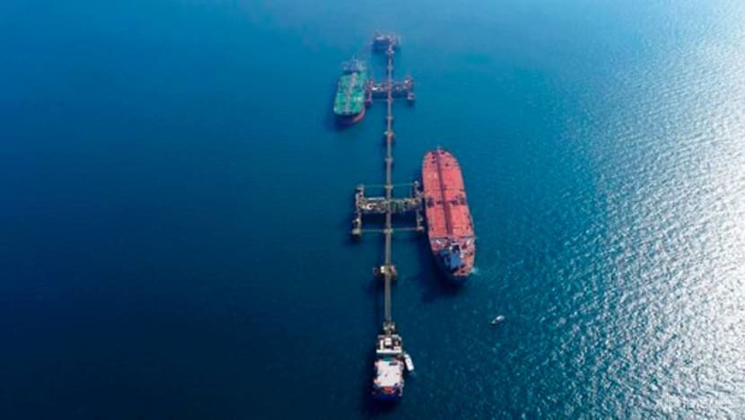 Iraq says it has dismantled mine on tanker in Persian Gulf