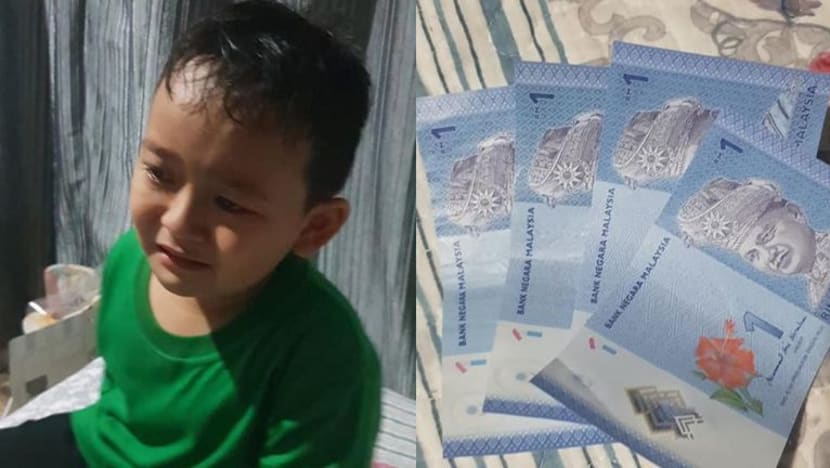 Disangka curi wang dari rakannya, rupa-rupanya kanak-kanak ini jual belalang di sekolah