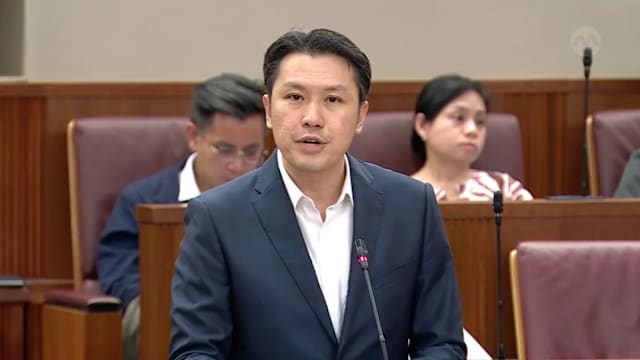 黄伟中以“公鸡碗”比喻 新加坡拥有的钢铁意志