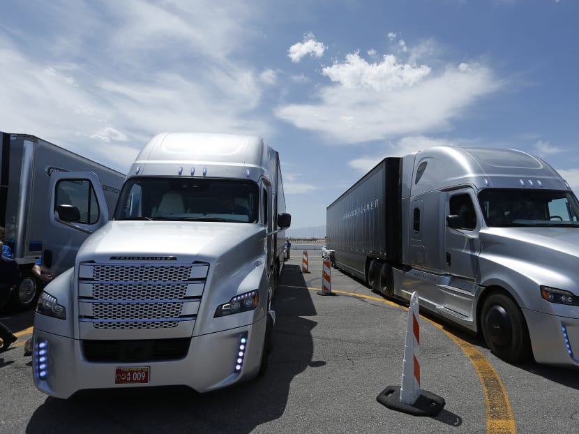 The first self-driving vehicle you see may have 18 wheels