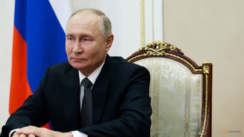 'God save the Tsar!': Putin receives first wishes for 72nd birthday 'God save the Tsar!': Putin receives first wishes for 72nd birthday