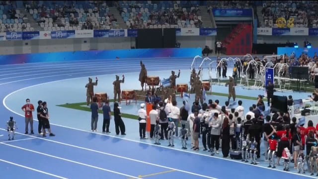 全球首届世界人形机器人运动会在中国盛大开幕