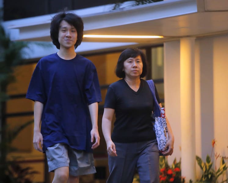 ‘Unoffended’ Christian citizen posts bail for Amos Yee