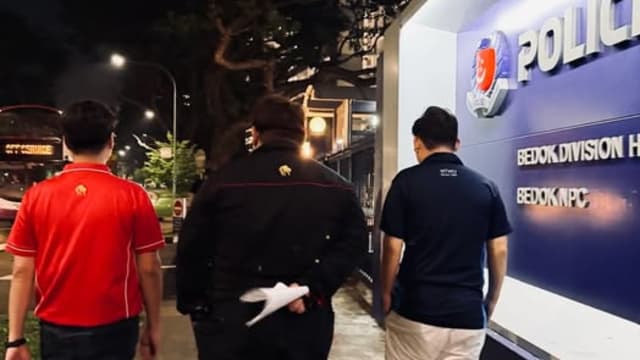 工会介入巴士车长被攻击事件 携受伤车长到警局报案