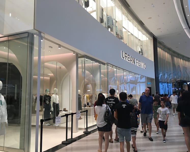 Toddler dies after full-length mirror in shop at Jewel Changi Airport falls on her