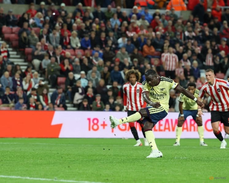 Guimaraes opens Arsenal account in win at Sunderland