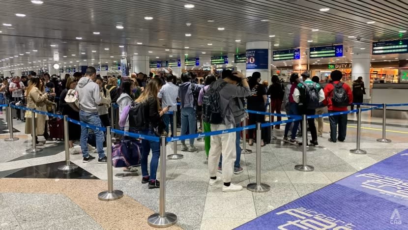 Pelancong SG antara mereka yang boleh gunakan pintu automatik di KLIA