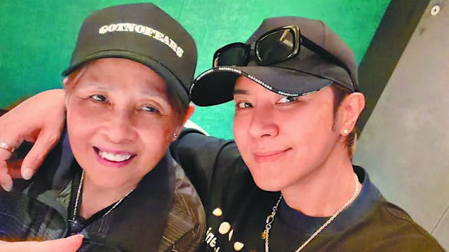 罗志祥庆祝47岁生日，失智母抢先许愿盼平安